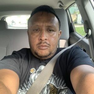 Meet your Posher, Guillermo antonio